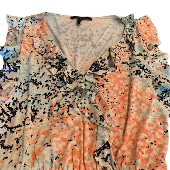 BCBGMAXAZRIA Women's Multicolor Wrap Floral Ruffle Romper Small - Picture 4 of 8